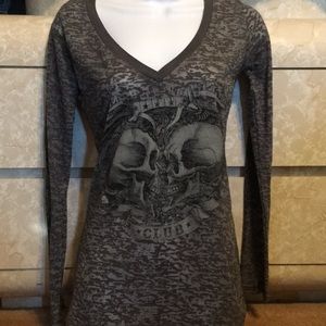 ❗️Sold❗️Biker looking broken heart club shirt